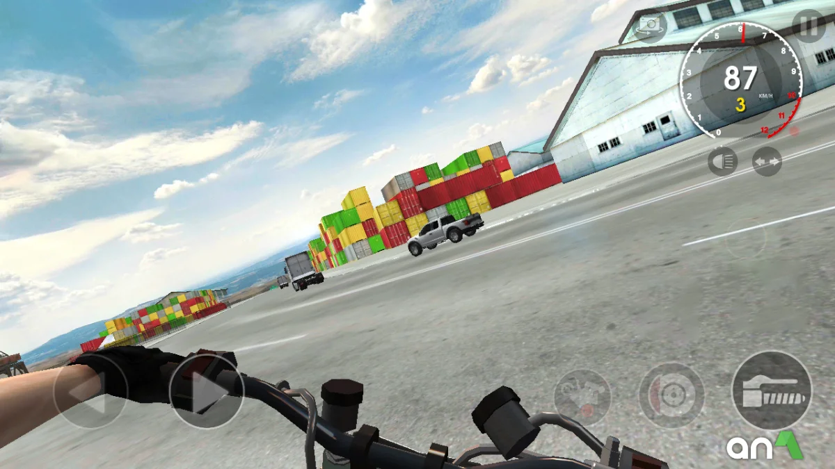 Xtreme Motorbikes Mod Apk gameplay screenshot 2